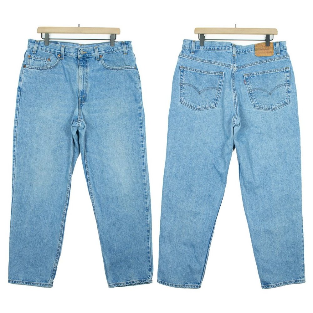 Vintage USA Levi's 550 Red Tab Light Wash Jeans